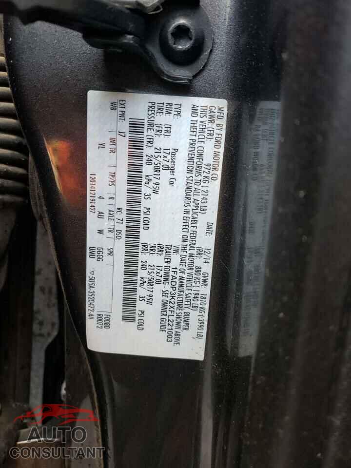 FORD FOCUS 2015 - 1FADP3K2XFL221003