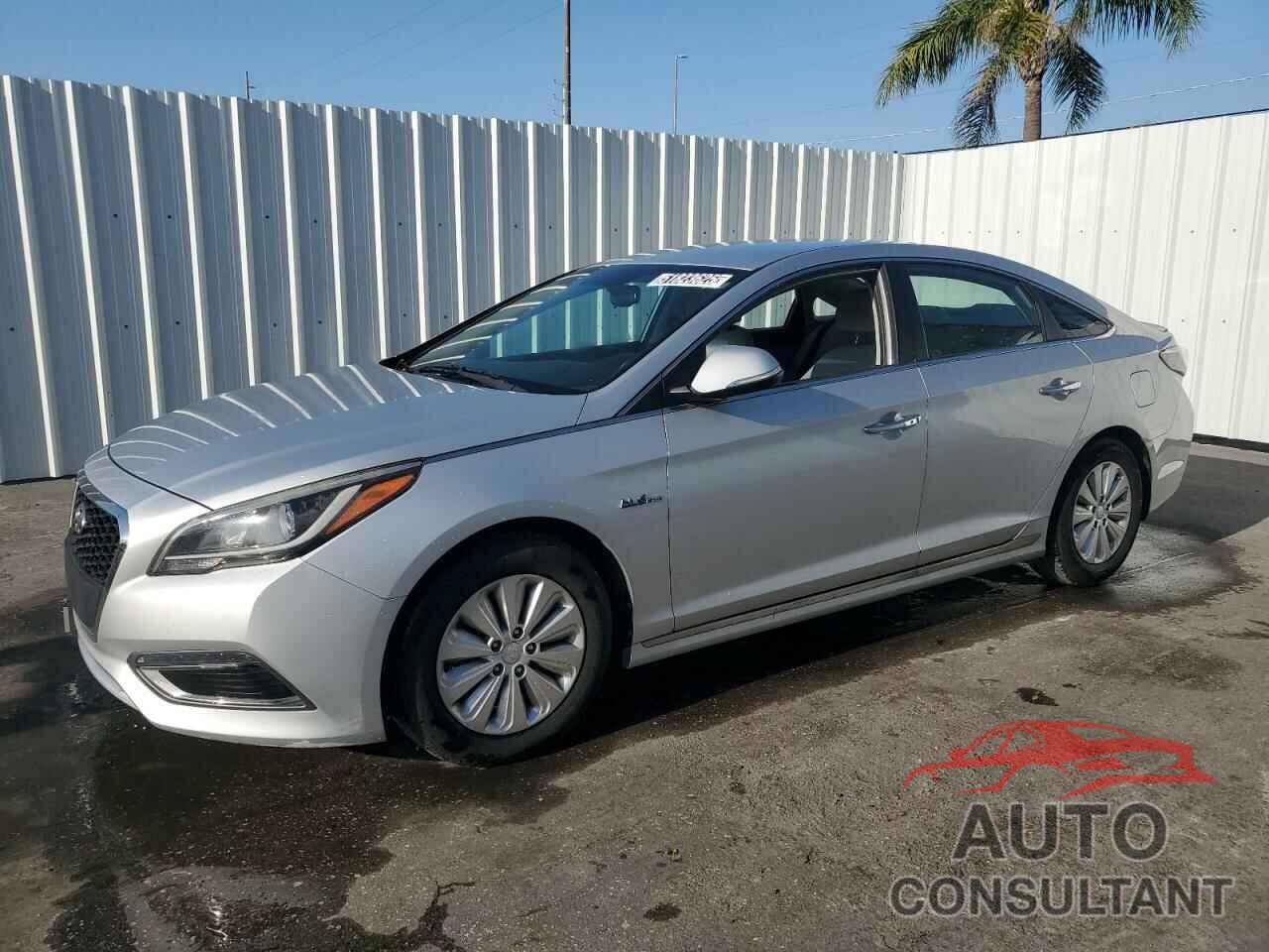 HYUNDAI SONATA 2016 - KMHE24L10GA038677