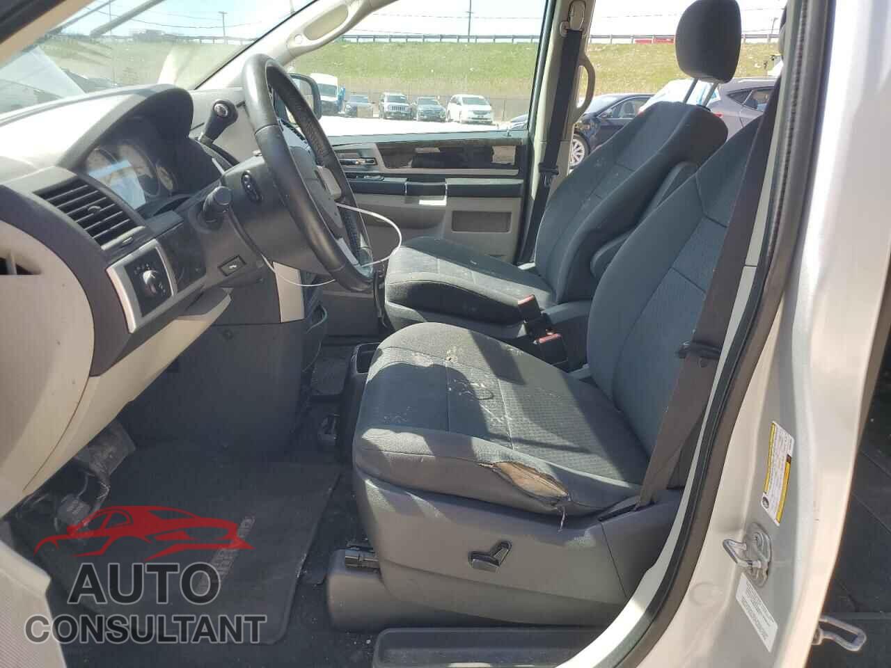DODGE CARAVAN 2010 - 2D4RN5D17AR251682