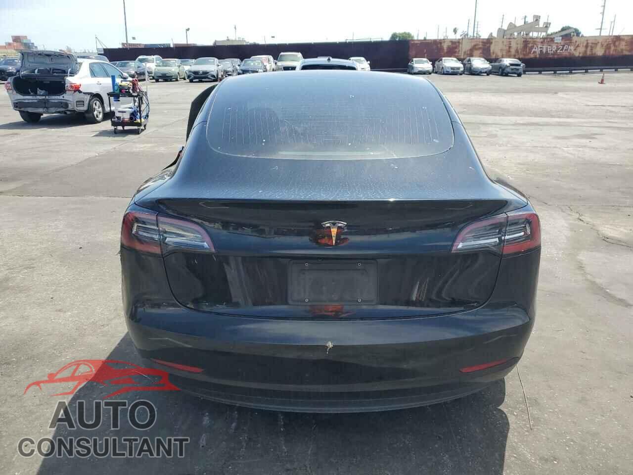 TESLA MODEL 3 2019 - 5YJ3E1EA5KF304922