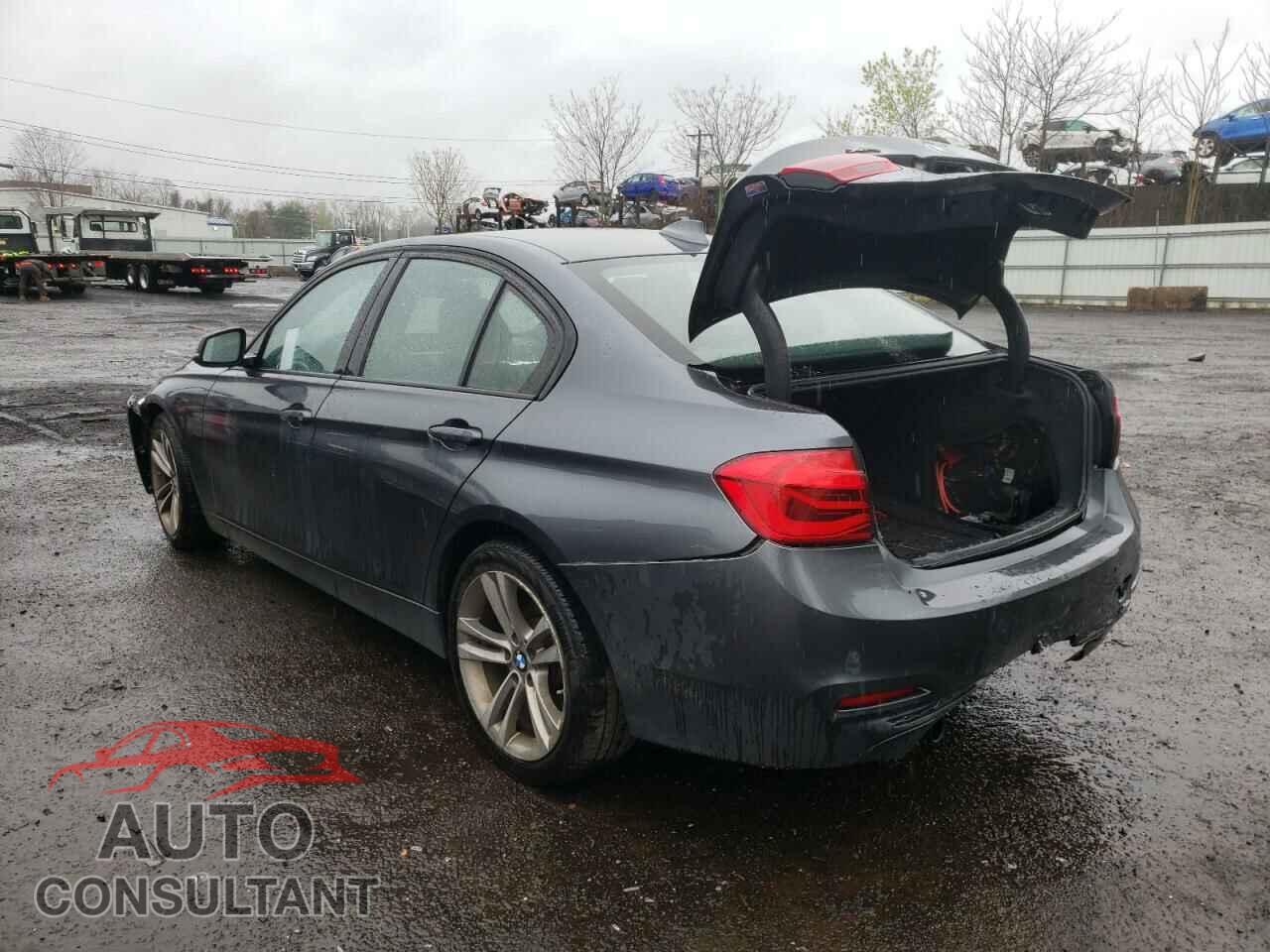 BMW 3 SERIES 2016 - WBA8E3G54GNU00161