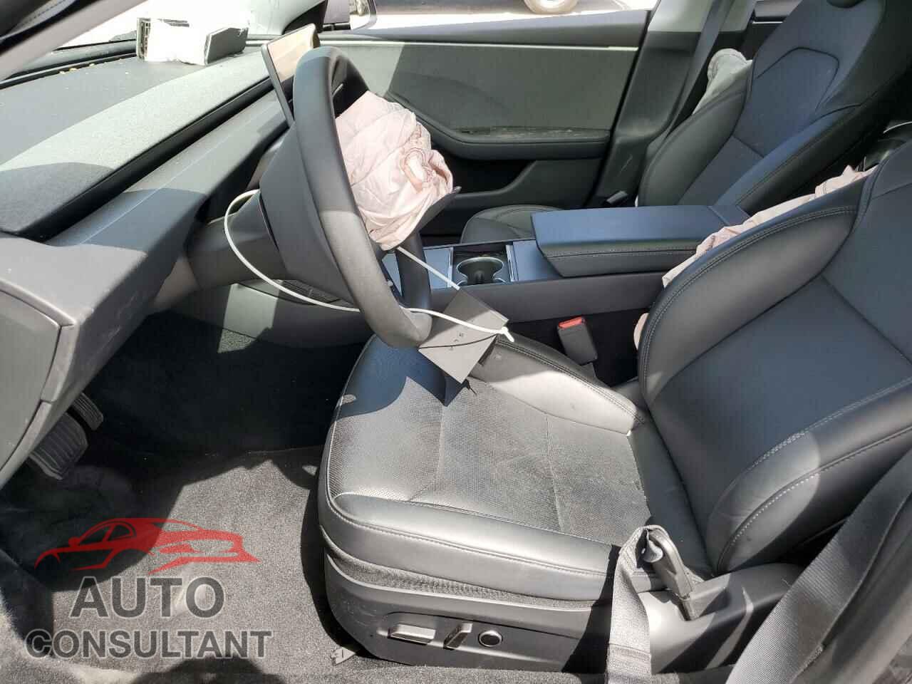TESLA MODEL 3 2024 - 5YJ3E1EA5RF844488