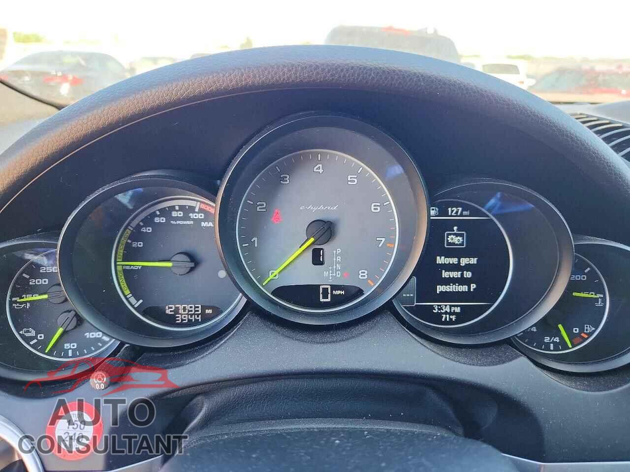 PORSCHE CAYENNE 2017 - WP1AE2A21HLA68303