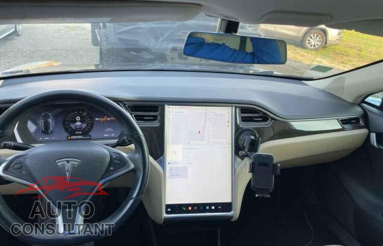 TESLA MODEL S 2013 - 5YJSA1DN6DFP08911