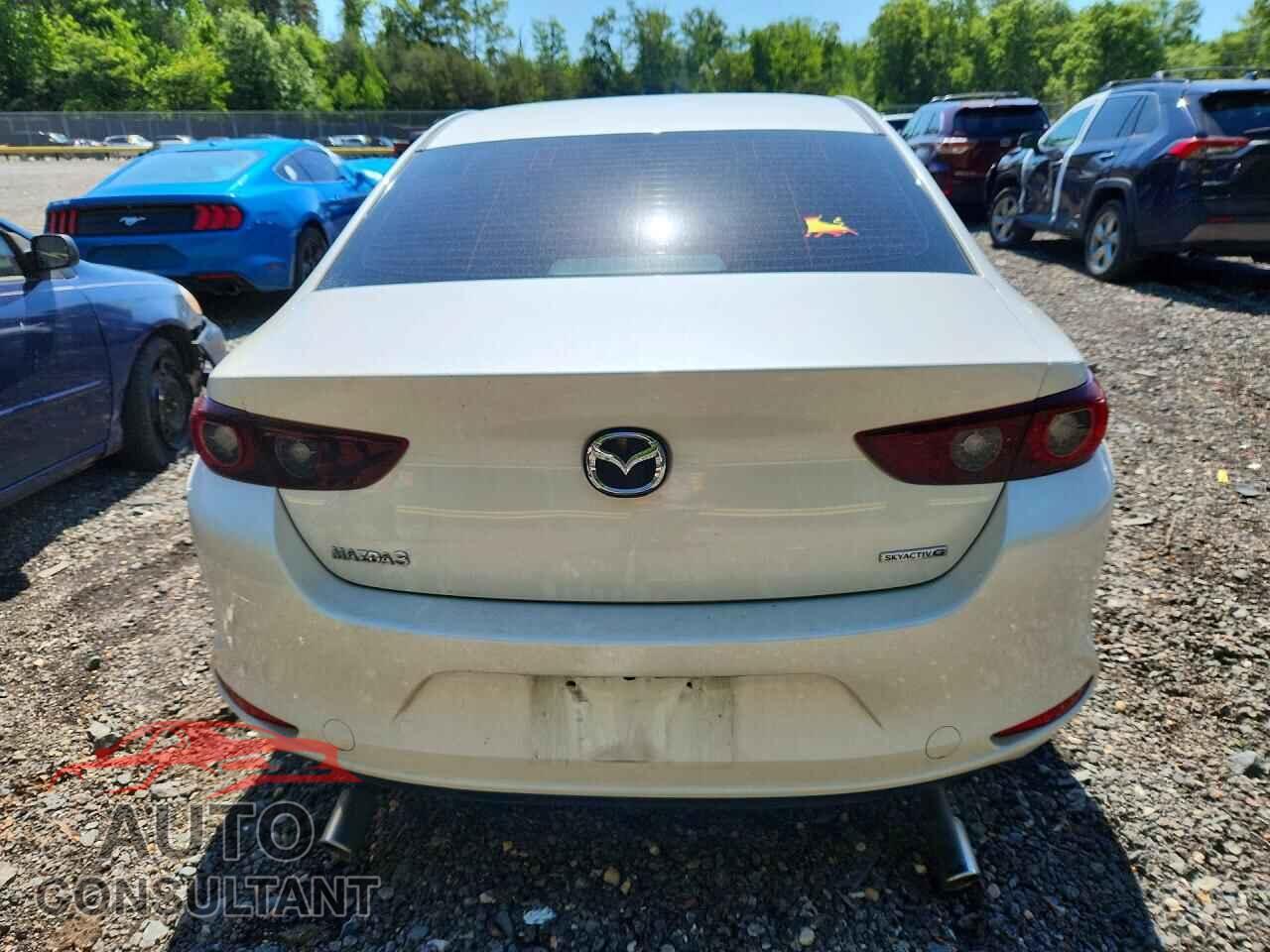 MAZDA 3 2023 - 3MZBPACM9PM379870