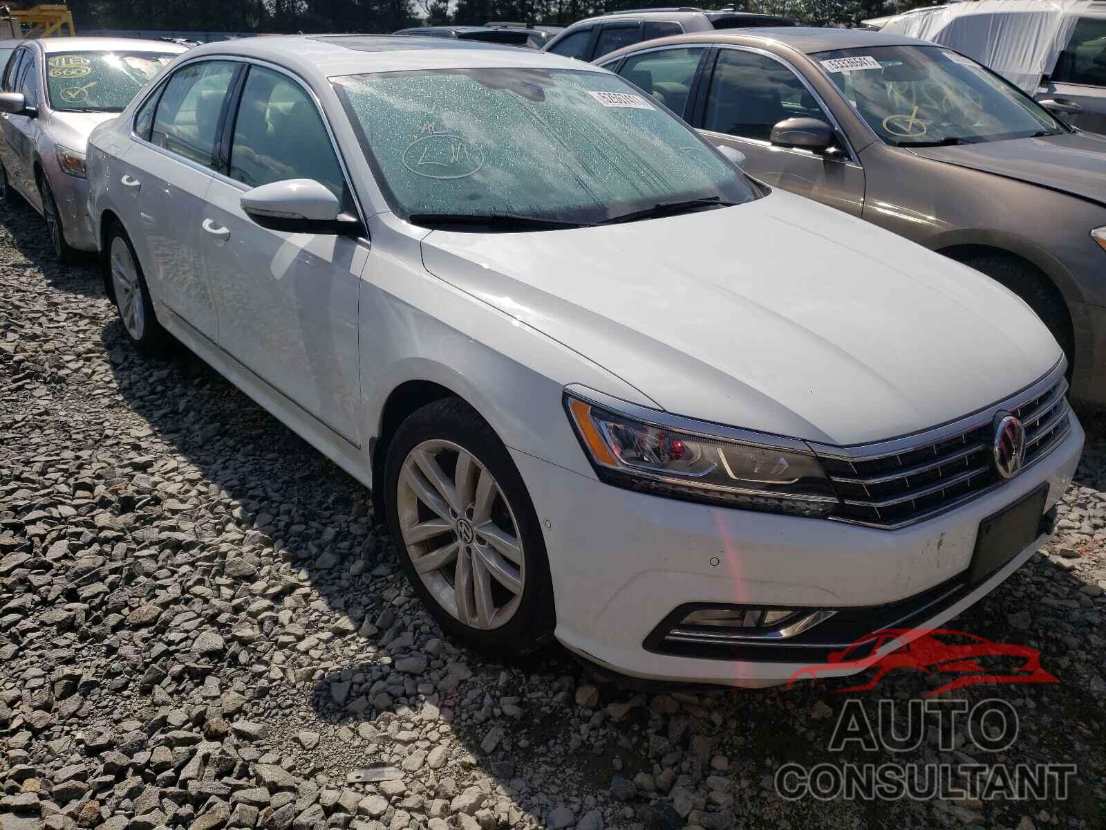 VOLKSWAGEN PASSAT 2018 - 1VWCA7A32JC007945