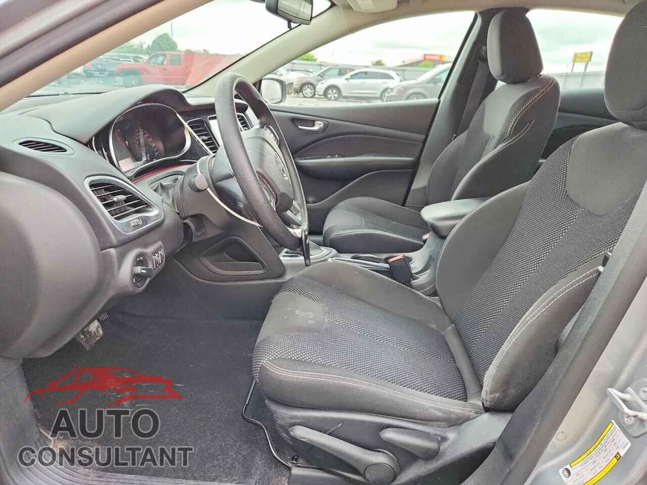 DODGE DART 2015 - 1C3CDFBB5FD422984