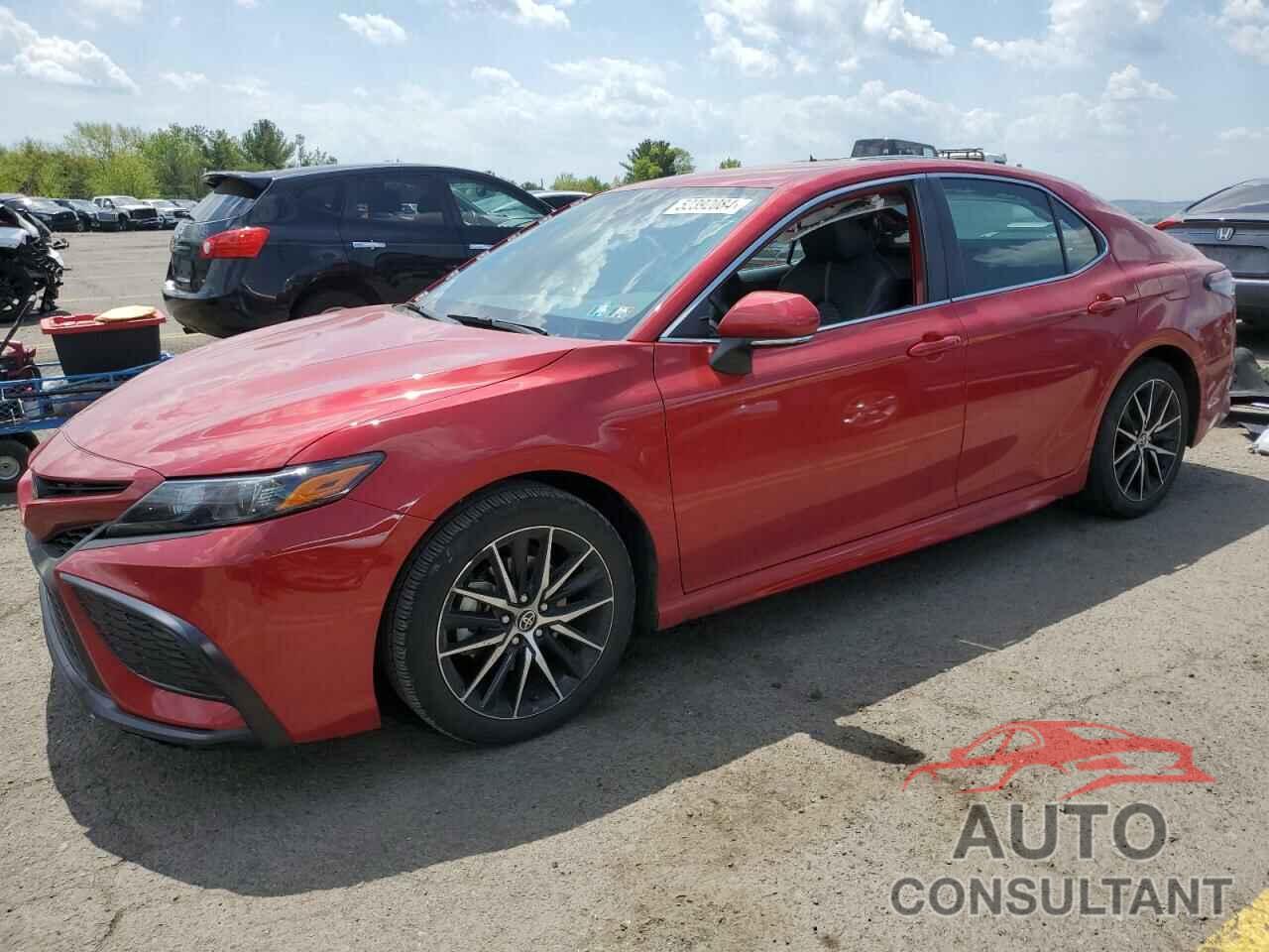 TOYOTA CAMRY 2022 - 4T1G11AK9NU024763