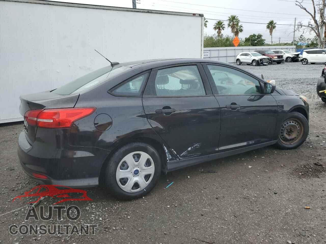 FORD FOCUS 2017 - 1FADP3E21HL212818