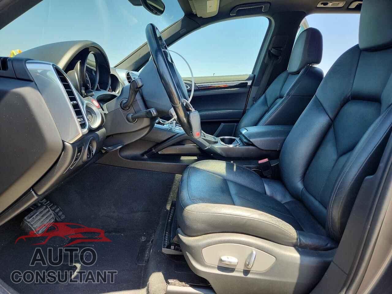 PORSCHE CAYENNE 2012 - WP1AA2A21CLA02645