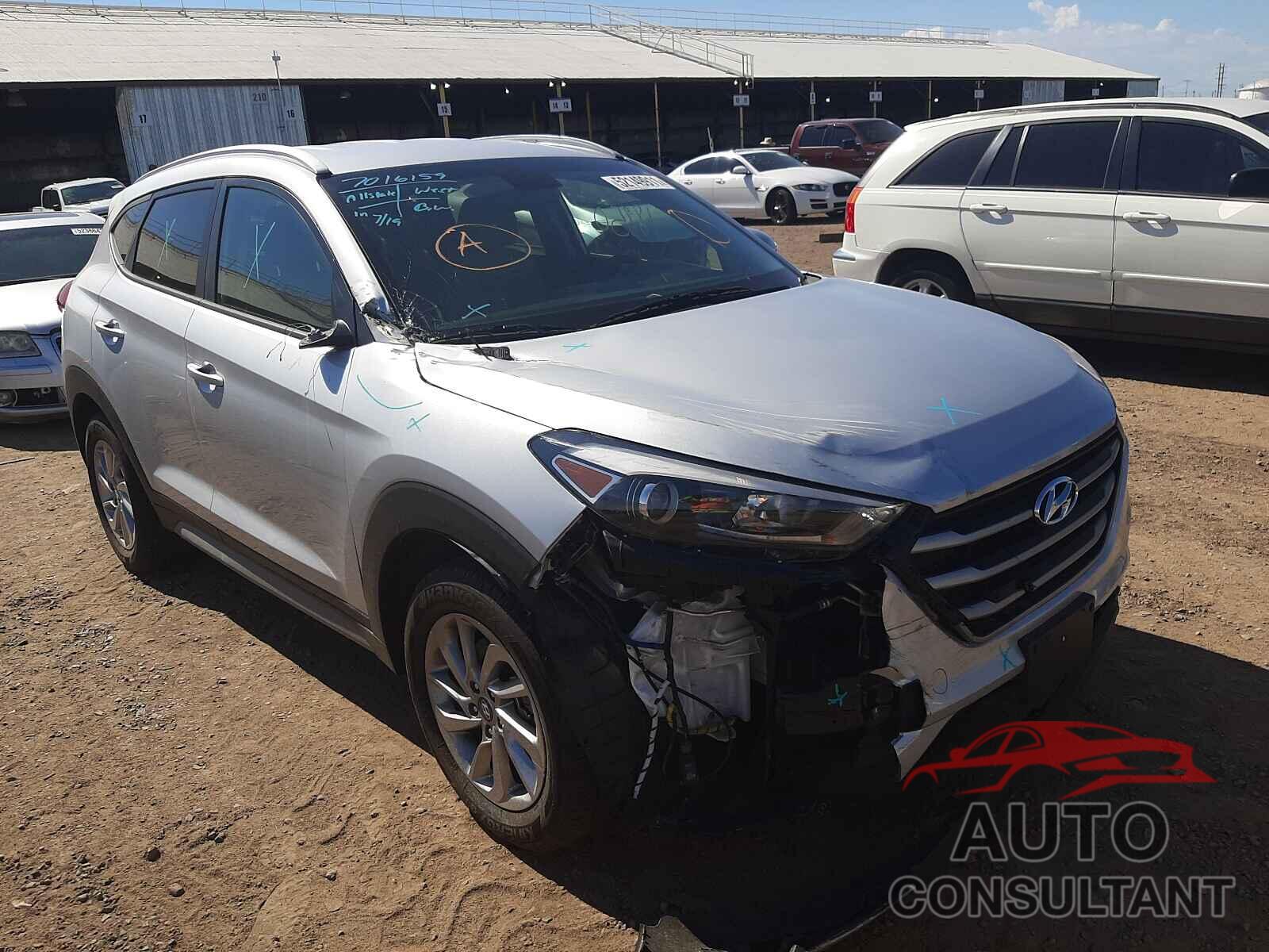 HYUNDAI TUCSON 2018 - KM8J33A41JU680379