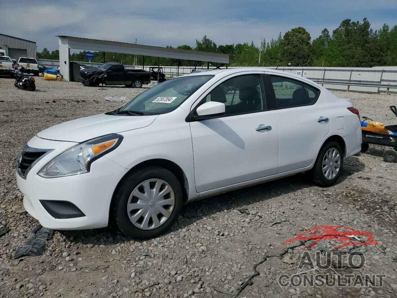 NISSAN VERSA 2018 - 3N1CN7AP2JL835690