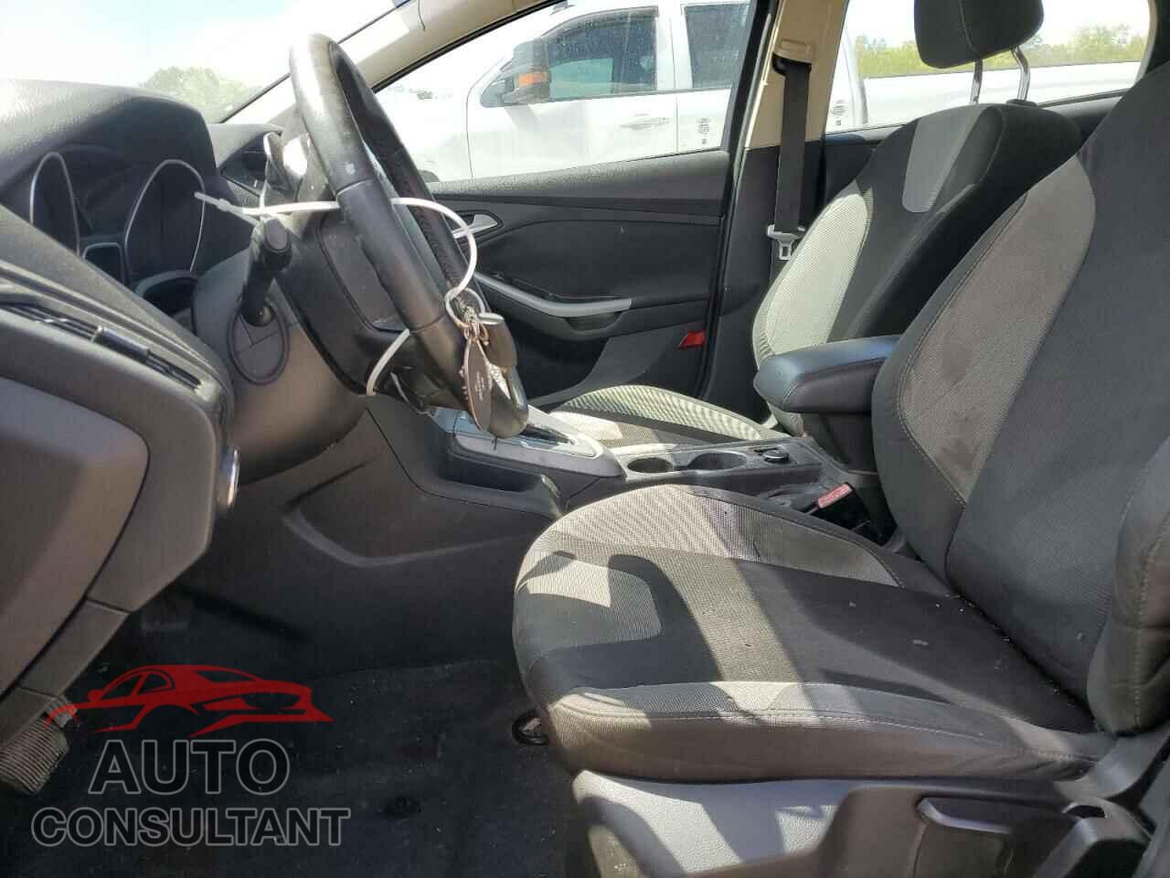 FORD FOCUS 2012 - 1FAHP3F20CL138316