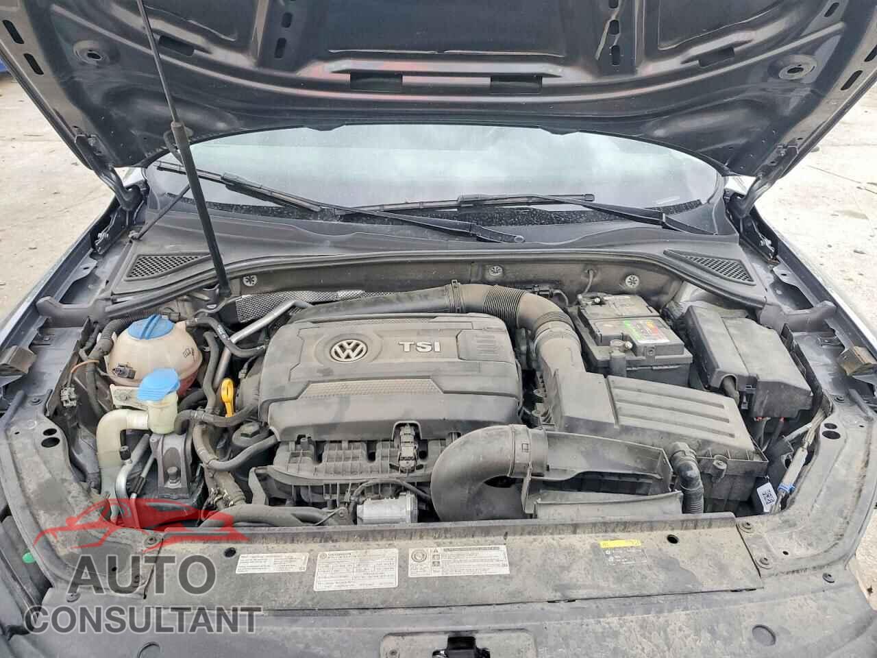 VOLKSWAGEN PASSAT 2017 - 1VWBT7A31HC079655