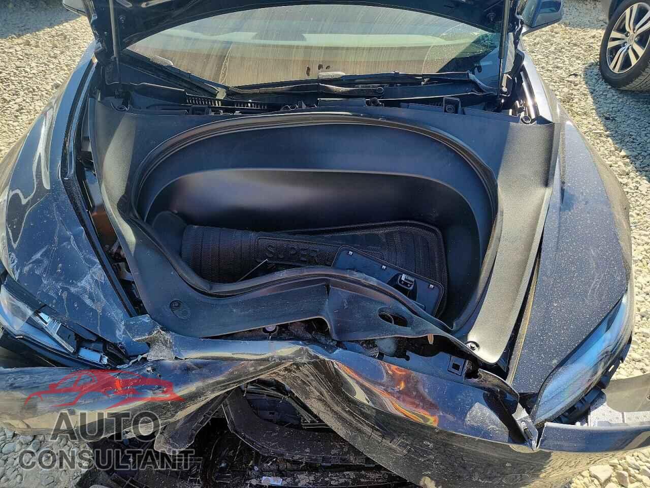 TESLA MODEL 3 2026 - 5YJ3E1EBXTF123647