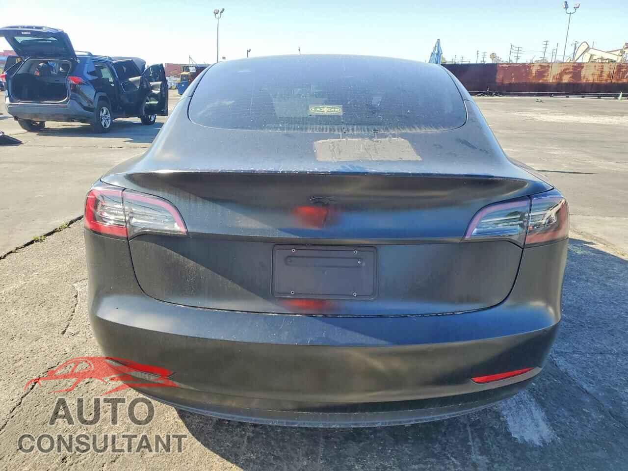 TESLA MODEL 3 2022 - 5YJ3E1EA3NF358384
