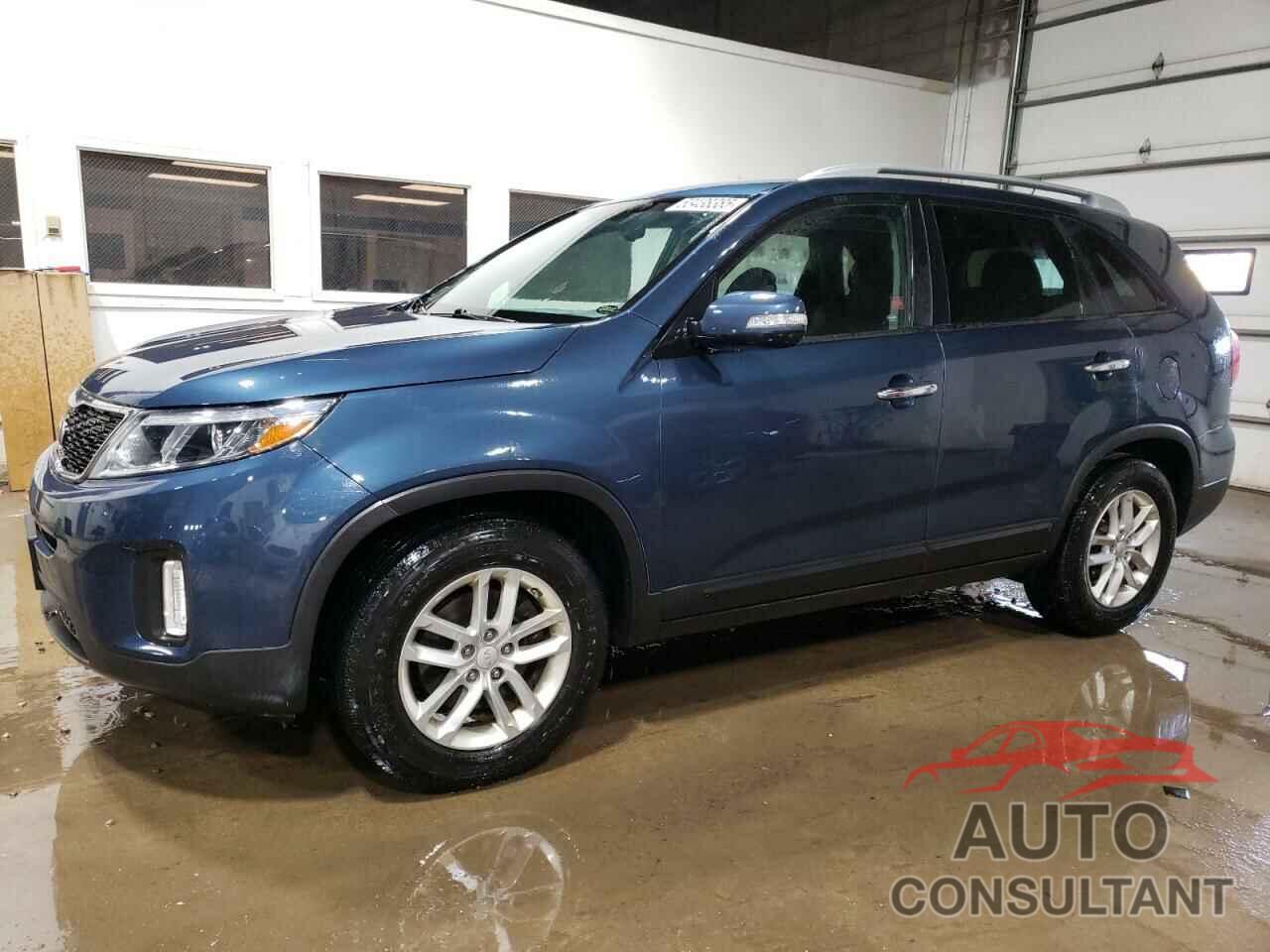 KIA SORENTO 2015 - 5XYKT4A62FG570224