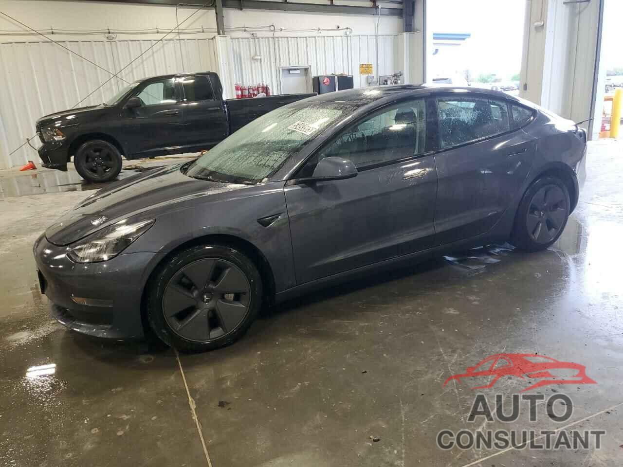 TESLA MODEL 3 2022 - 5YJ3E1EA3NF370695