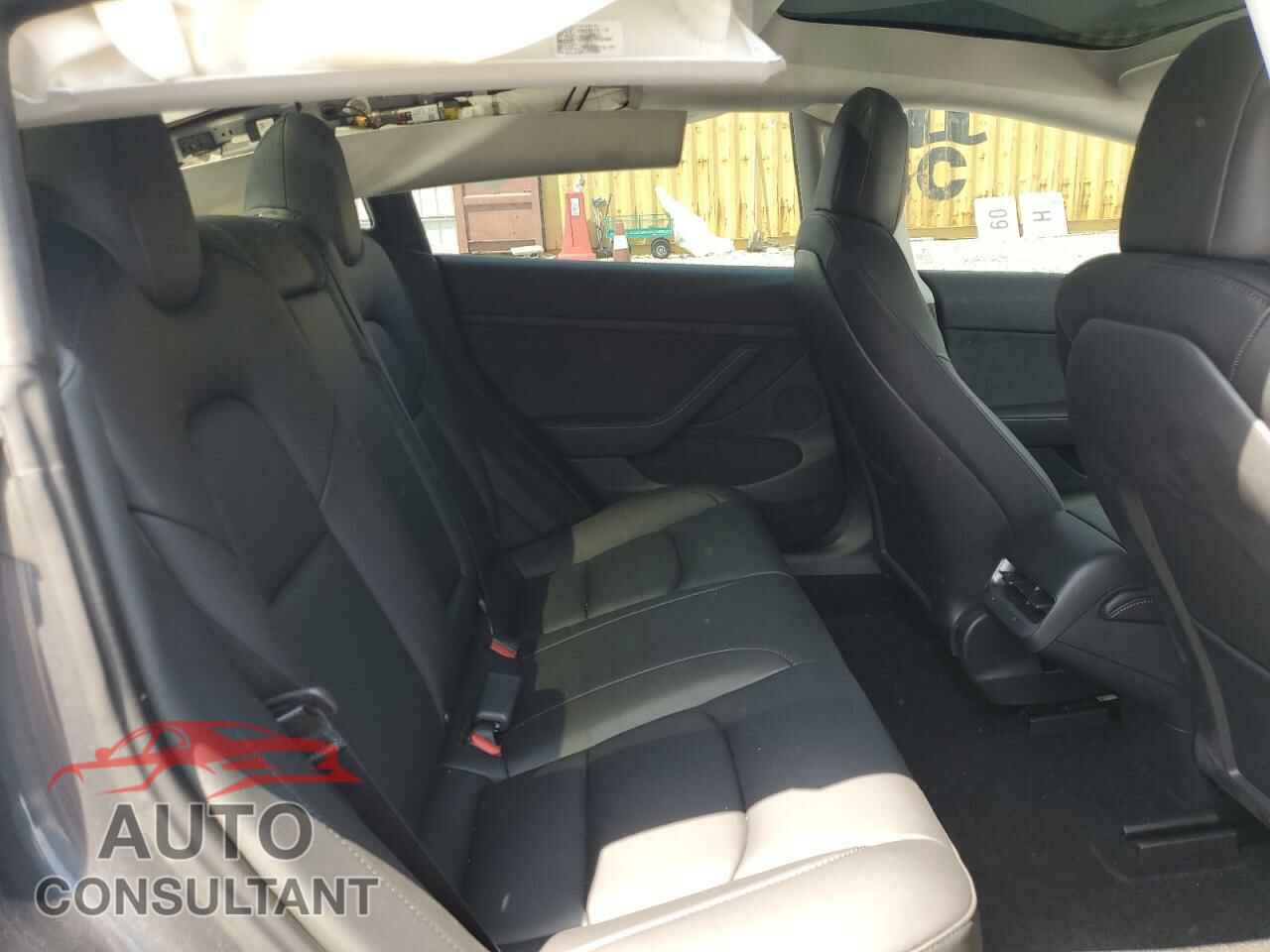 TESLA MODEL 3 2023 - 5YJ3E1EA8PF428853