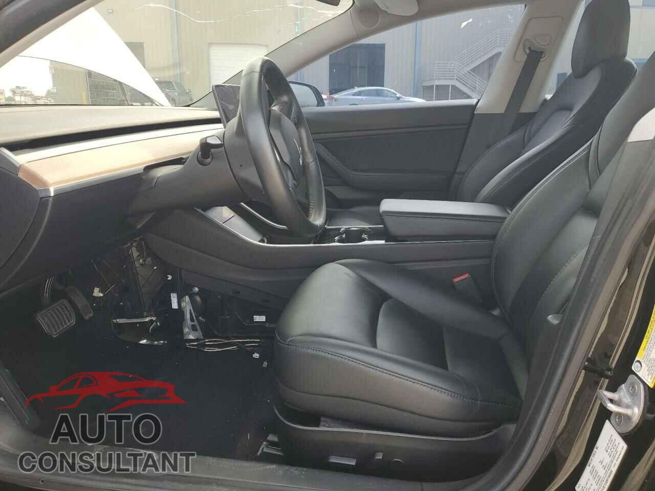 TESLA MODEL 3 2019 - 5YJ3E1EA3KF300660