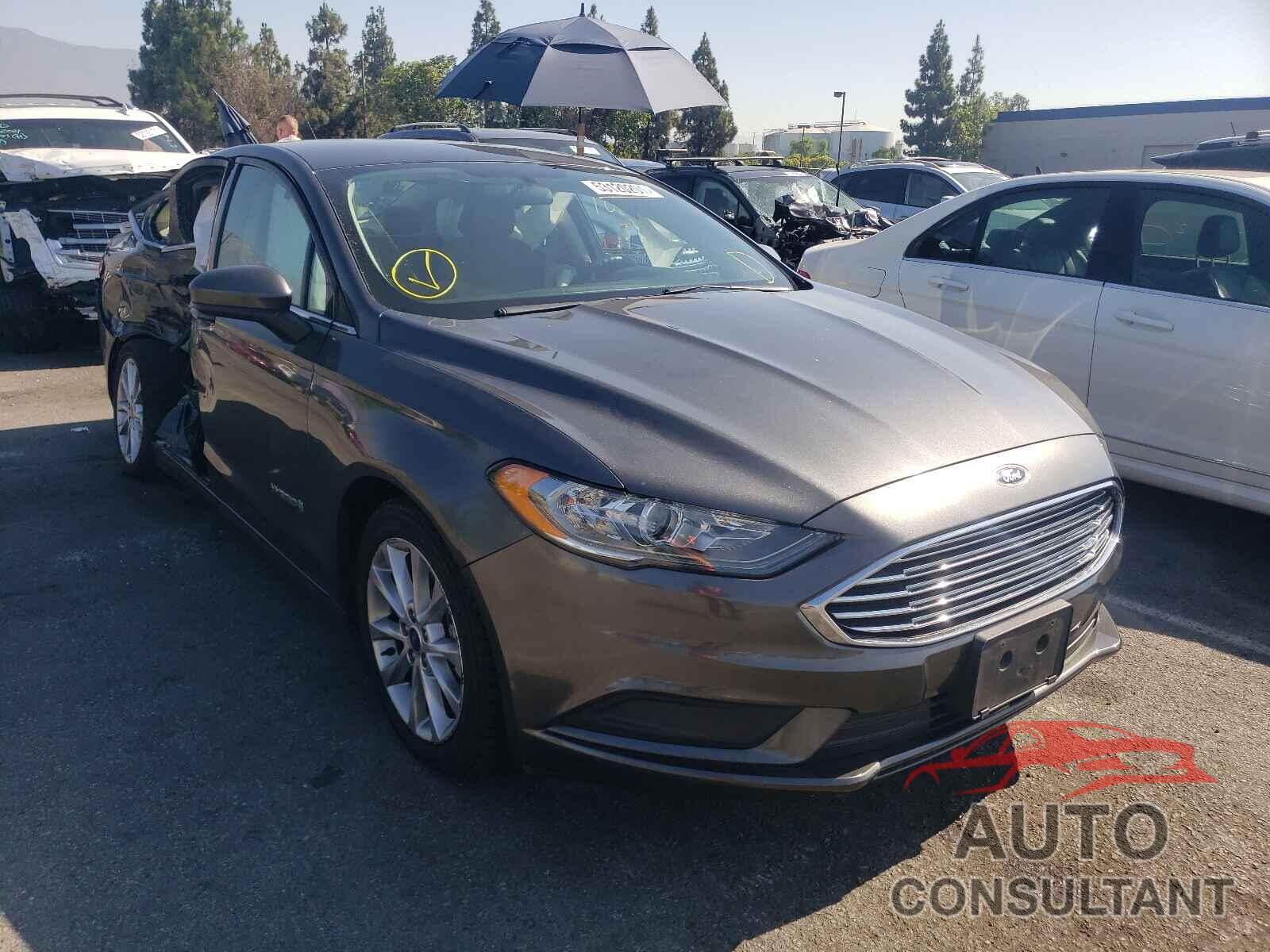 FORD FUSION 2017 - 3FA6P0LU9HR208173