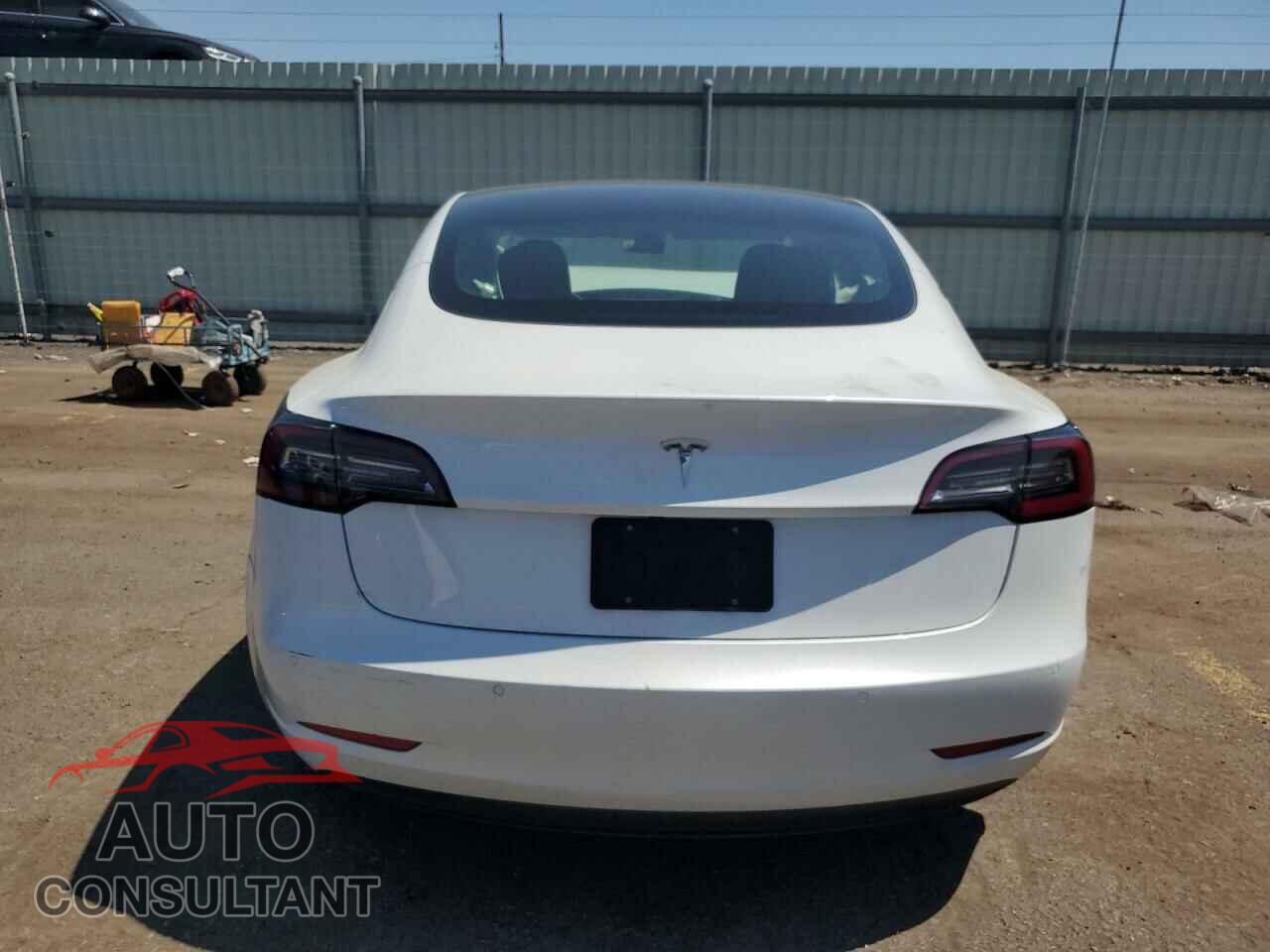 TESLA MODEL 3 2021 - 5YJ3E1EA0MF082244