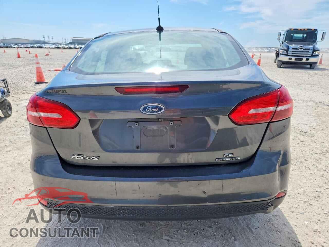 FORD FOCUS 2016 - 1FADP3F20GL387283