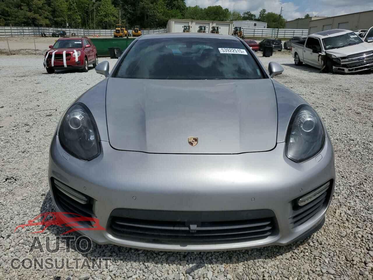 PORSCHE PANAMERA 2016 - WP0AF2A72GL080615