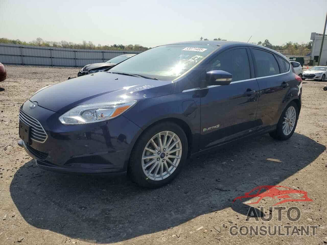 FORD FOCUS 2017 - 1FADP3R45HL343570