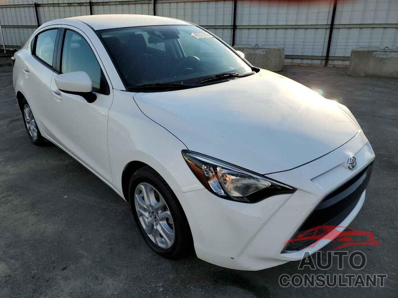 TOYOTA YARIS 2018 - 3MYDLBYV2JY328078