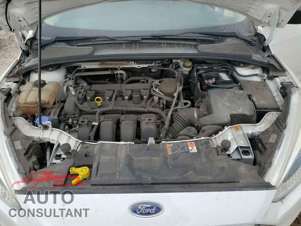 FORD FOCUS 2015 - 1FADP3E2XFL324143