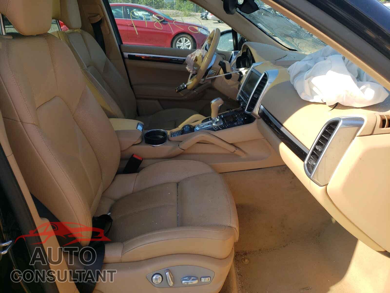 PORSCHE CAYENNE 2016 - WP1AE2A25GLA64401