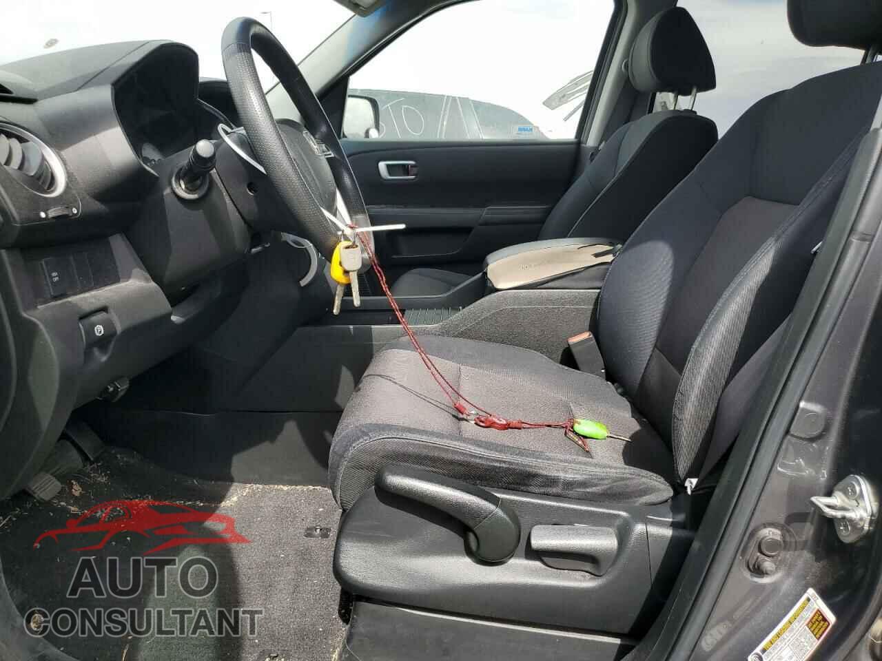 HONDA PILOT 2010 - 5FNYF3H23AB008427