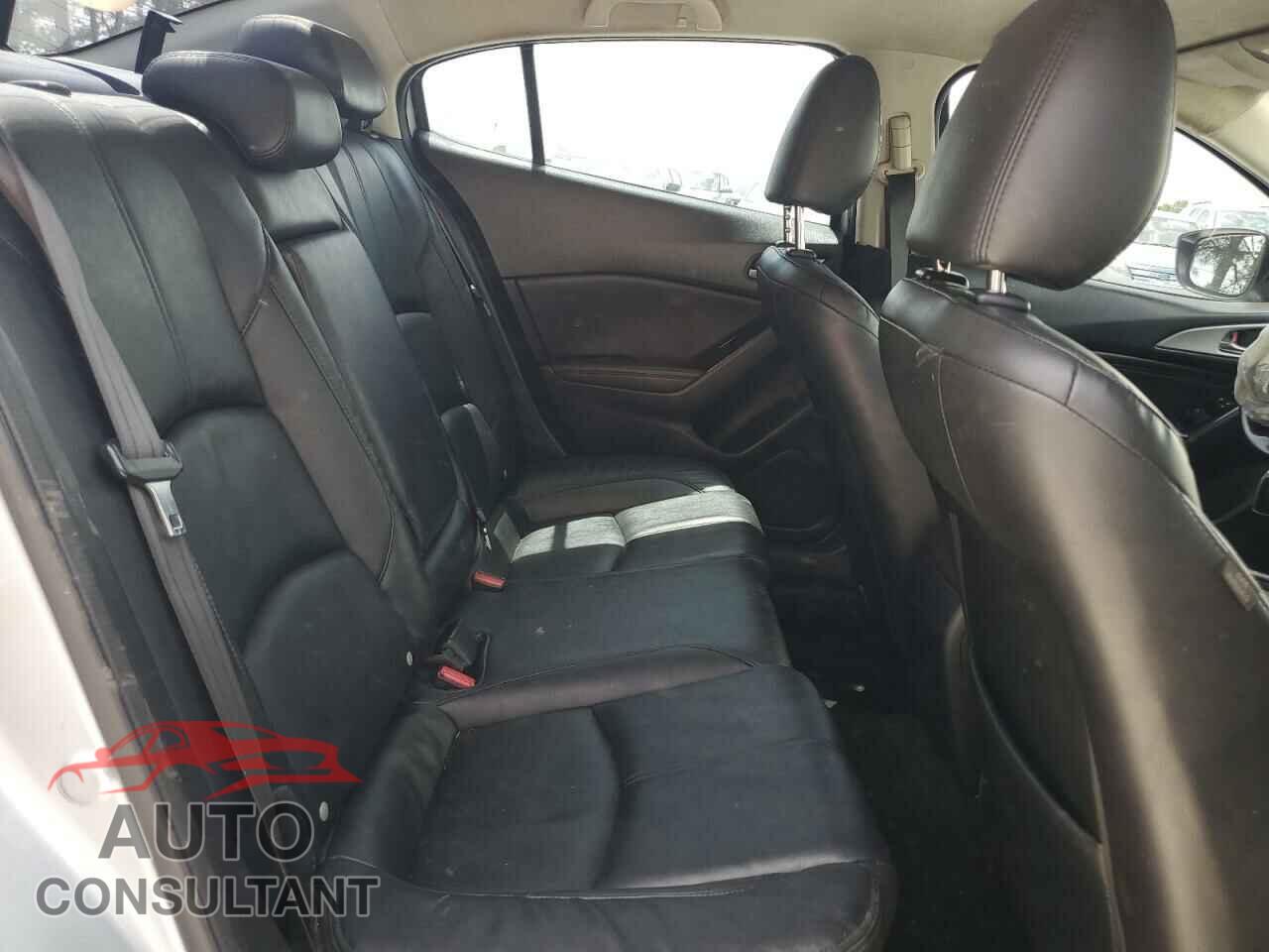 MAZDA 3 2017 - 3MZBN1V74HM110531