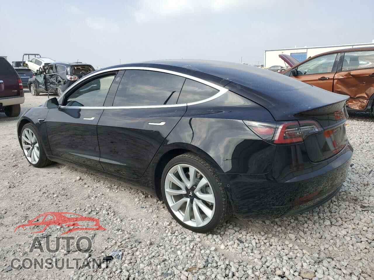 TESLA MODEL 3 2018 - 5YJ3E1EA8JF169255