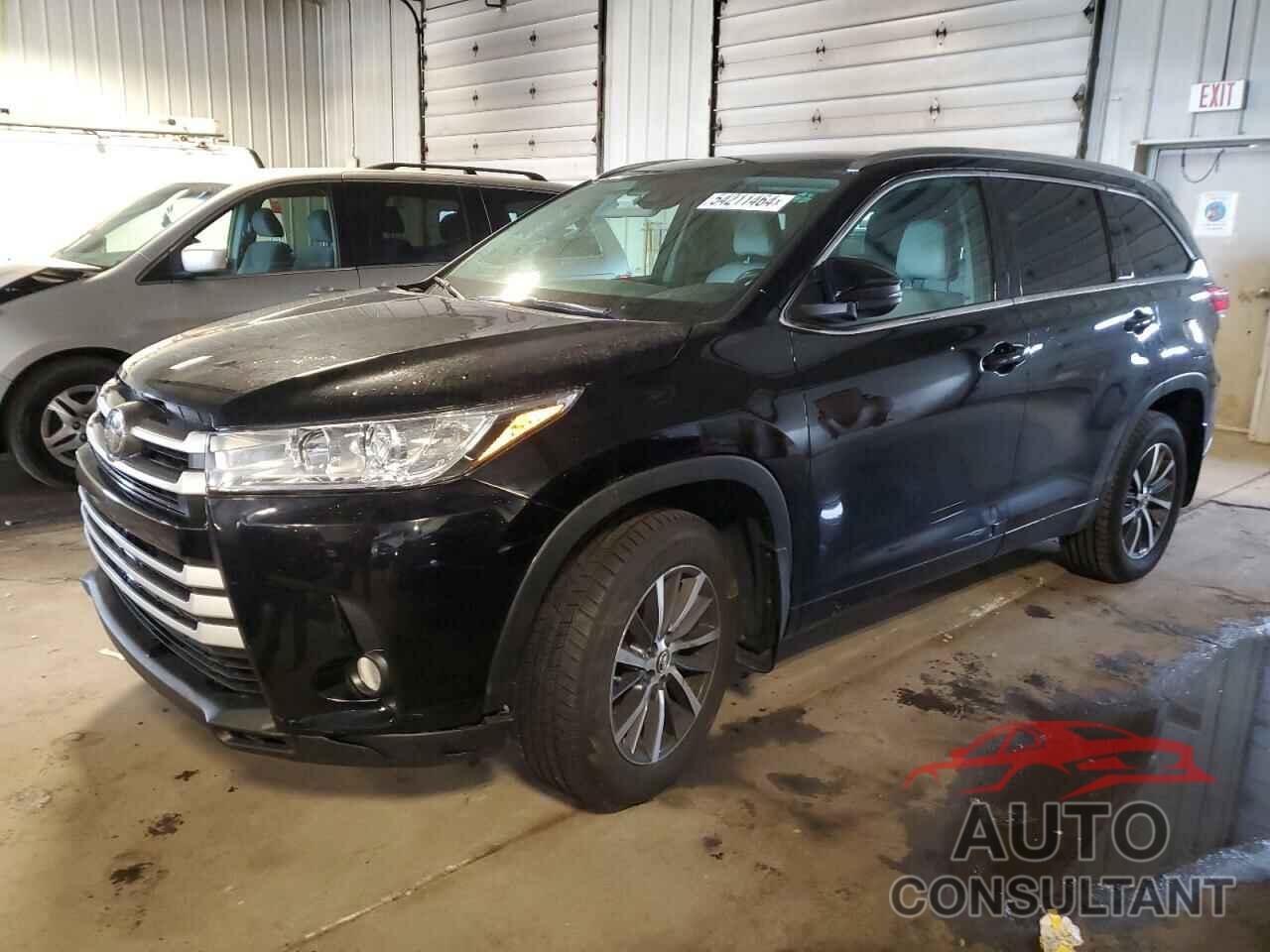 TOYOTA HIGHLANDER 2018 - 5TDJZRFH1JS524008