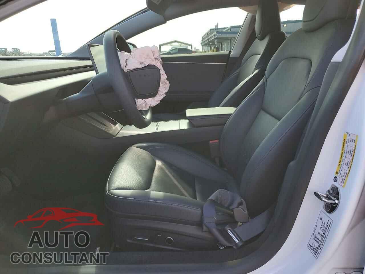 TESLA MODEL 3 2024 - 5YJ3E1EA7RF749463