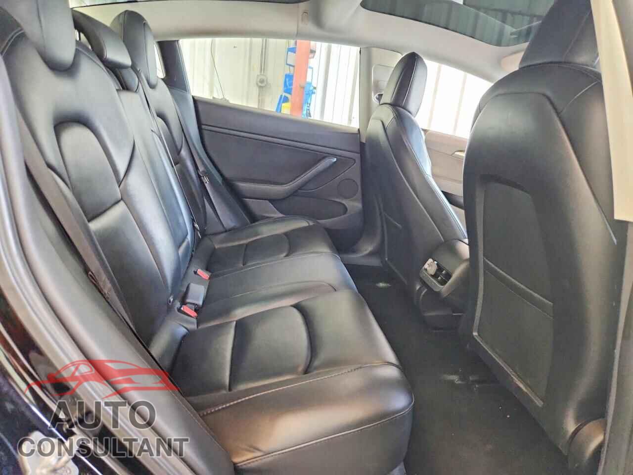TESLA MODEL 3 2022 - 5YJ3E1EA3NF371457