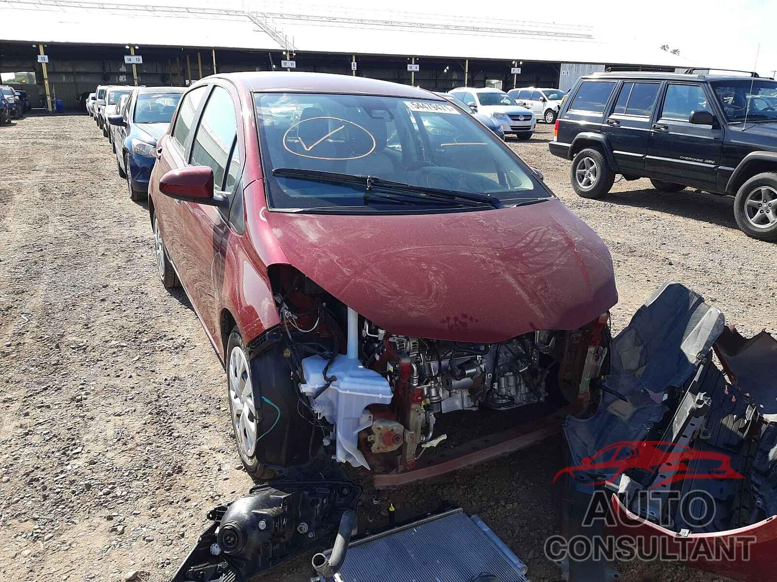 TOYOTA YARIS 2018 - VNKKTUD35JA096755