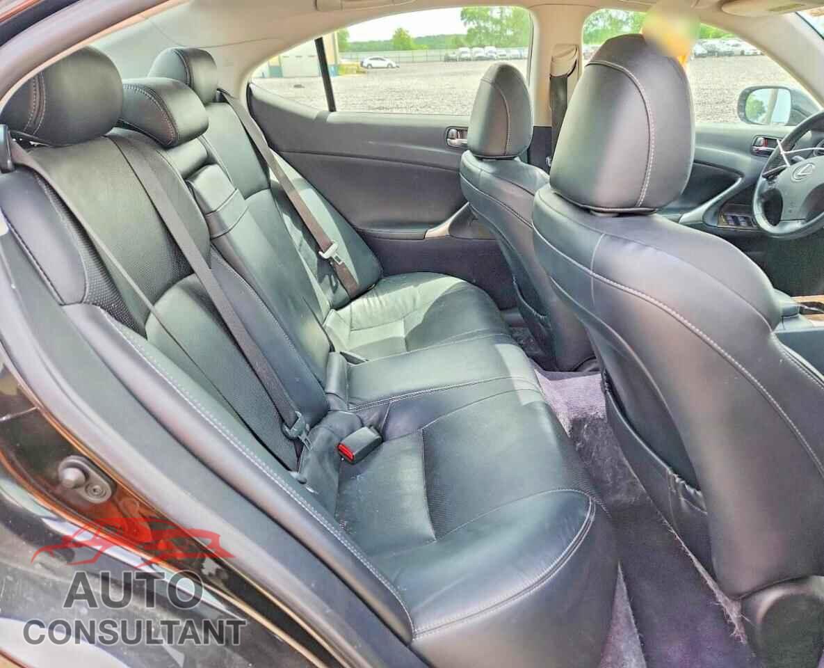 LEXUS IS 2010 - JTHCF5C24A5043636