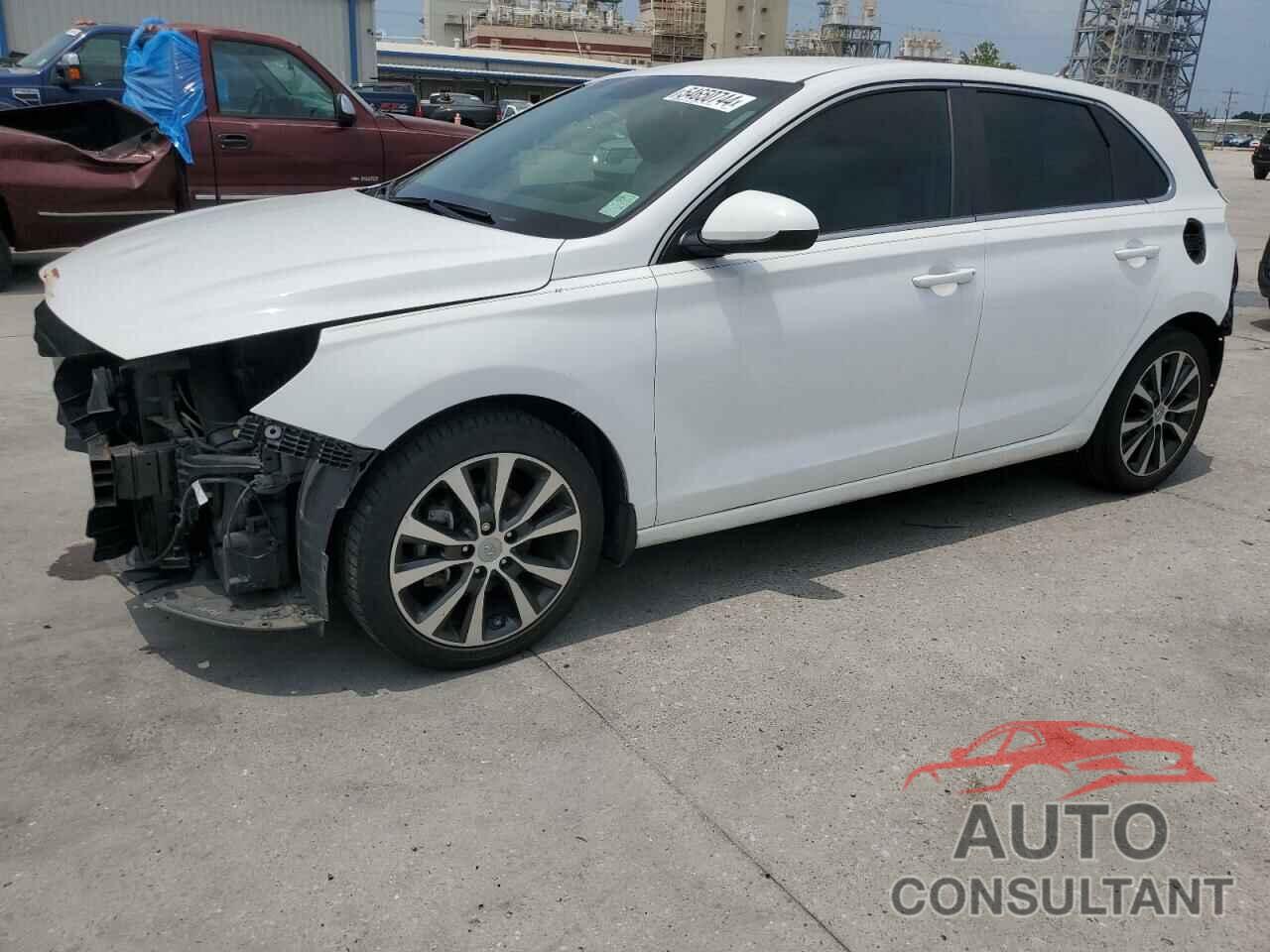 HYUNDAI ELANTRA 2018 - KMHH35LE5JU068847