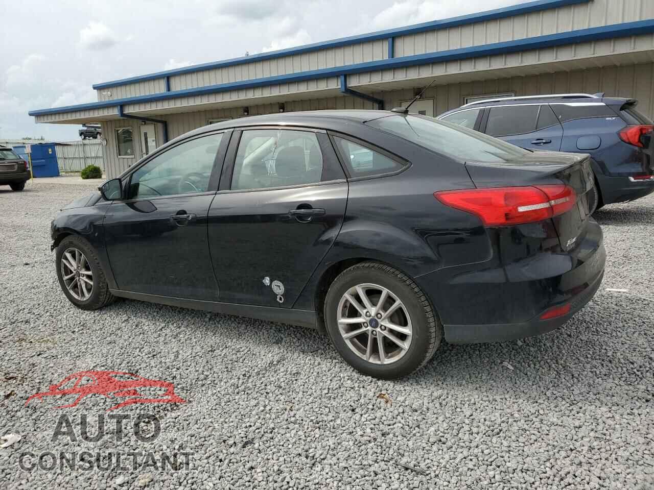 FORD FOCUS 2017 - 1FADP3F21HL201977