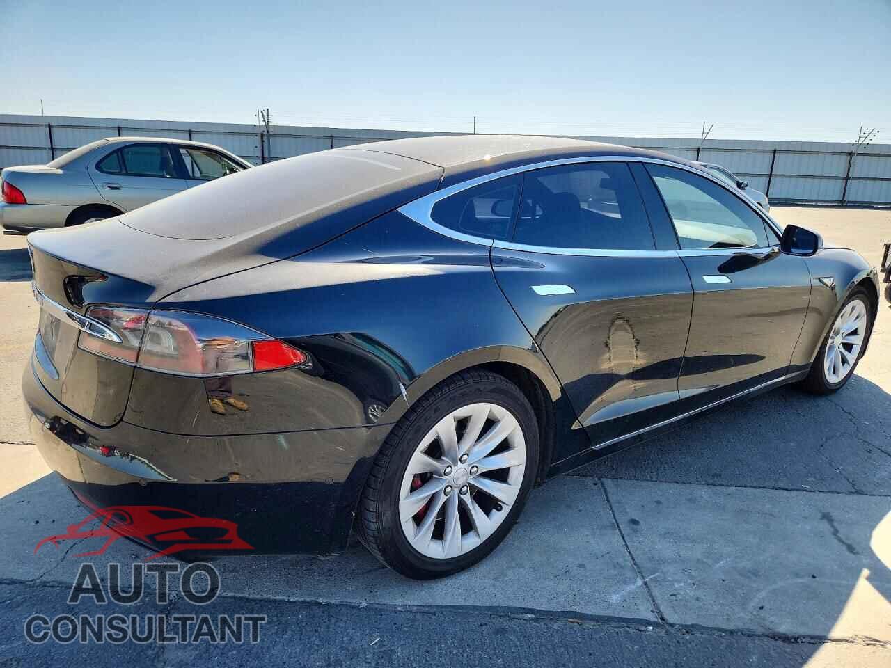 TESLA MODEL S 2016 - 5YJSA1E11GF160719