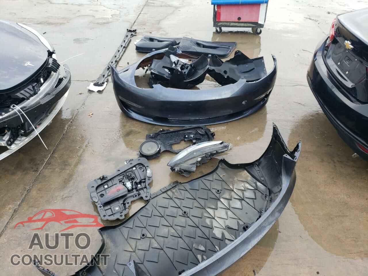 TESLA MODEL 3 2018 - 5YJ3E1EA1JF059440