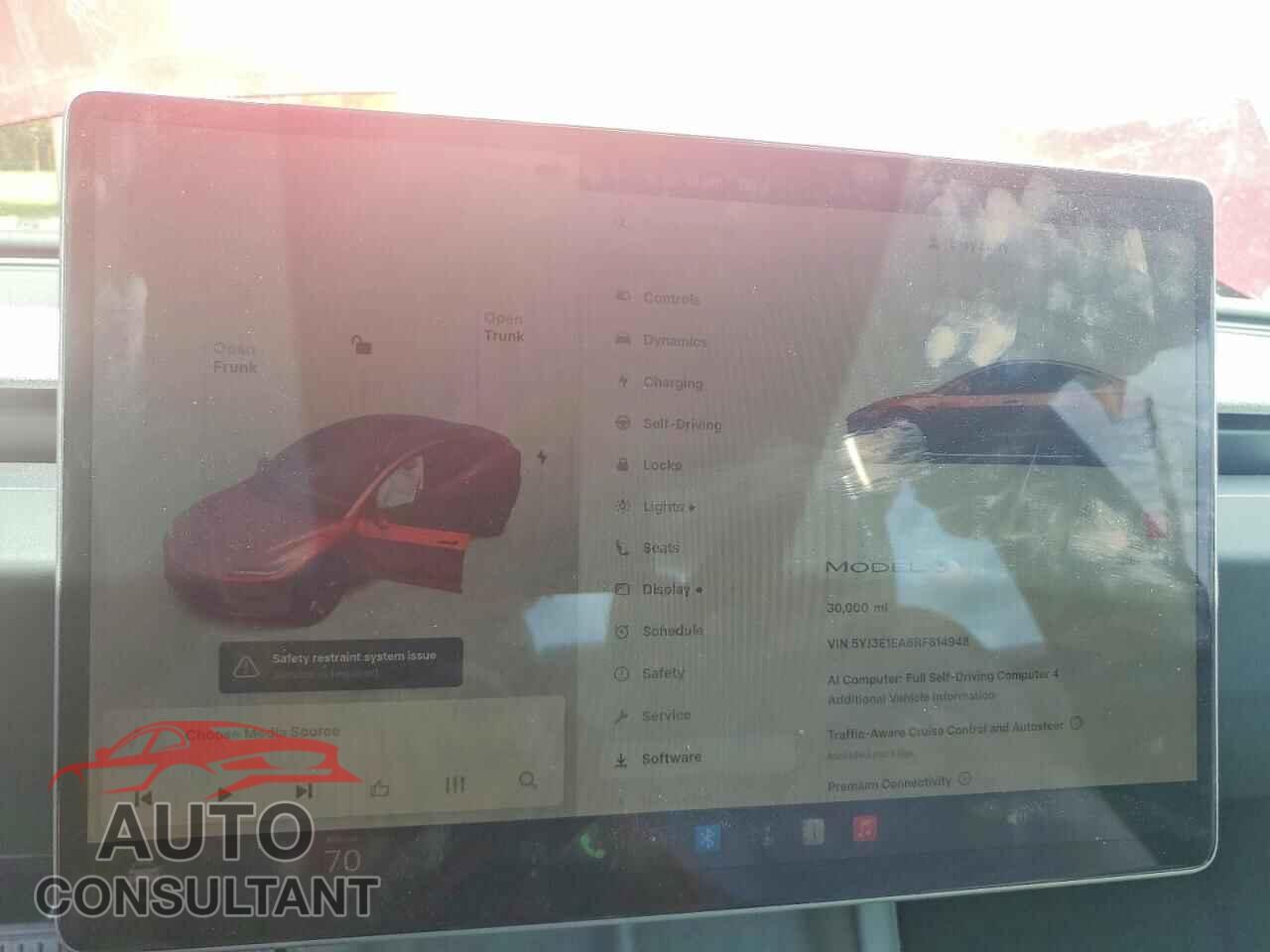 TESLA MODEL 3 2024 - 5YJ3E1EA6RF814948