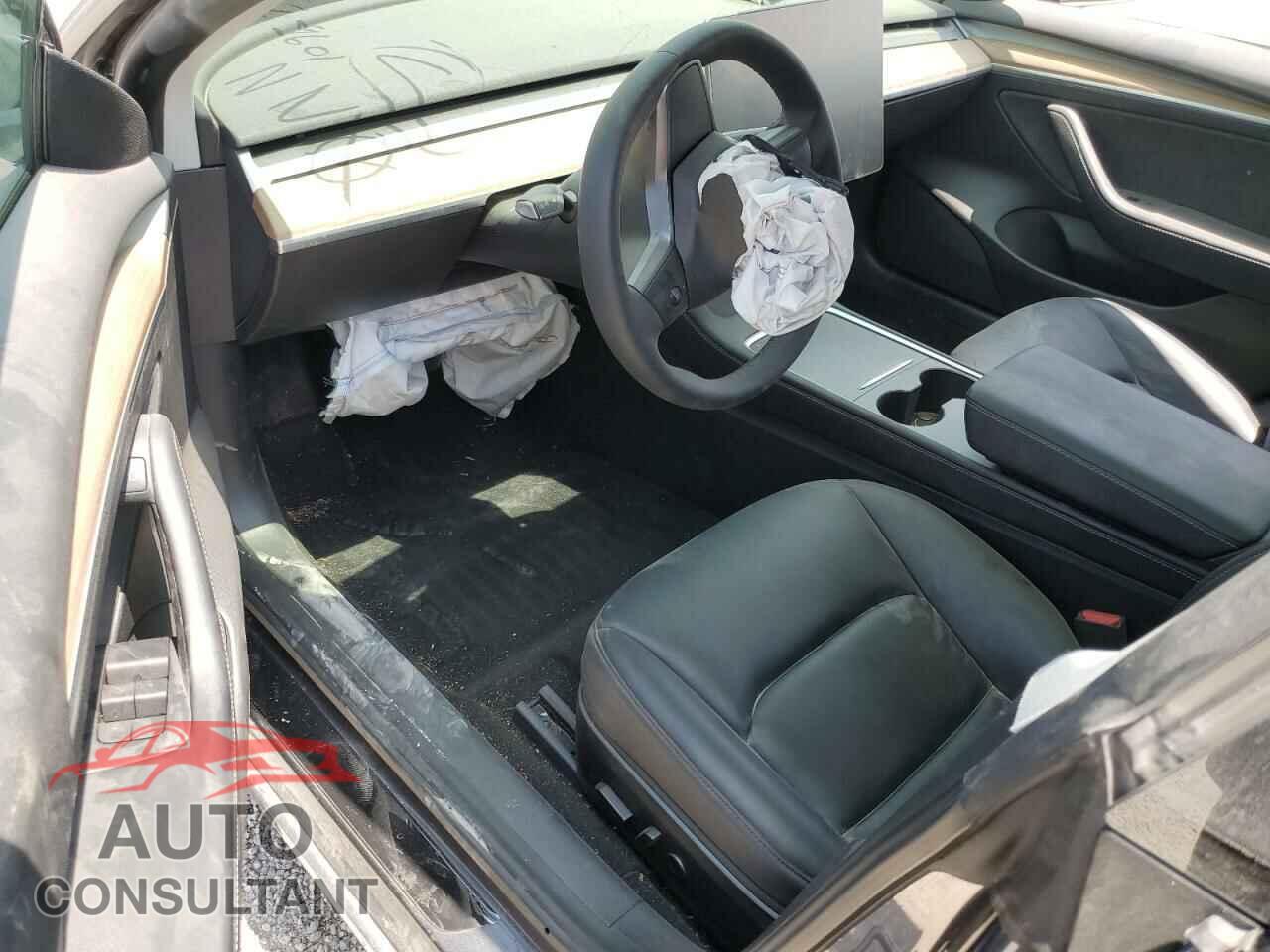 TESLA MODEL 3 2021 - 5YJ3E1EB8MF019577