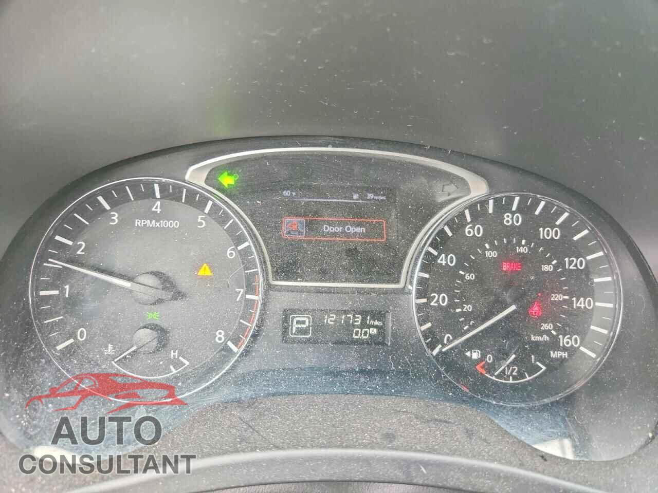NISSAN PATHFINDER 2015 - 5N1AR2MN2FC719961