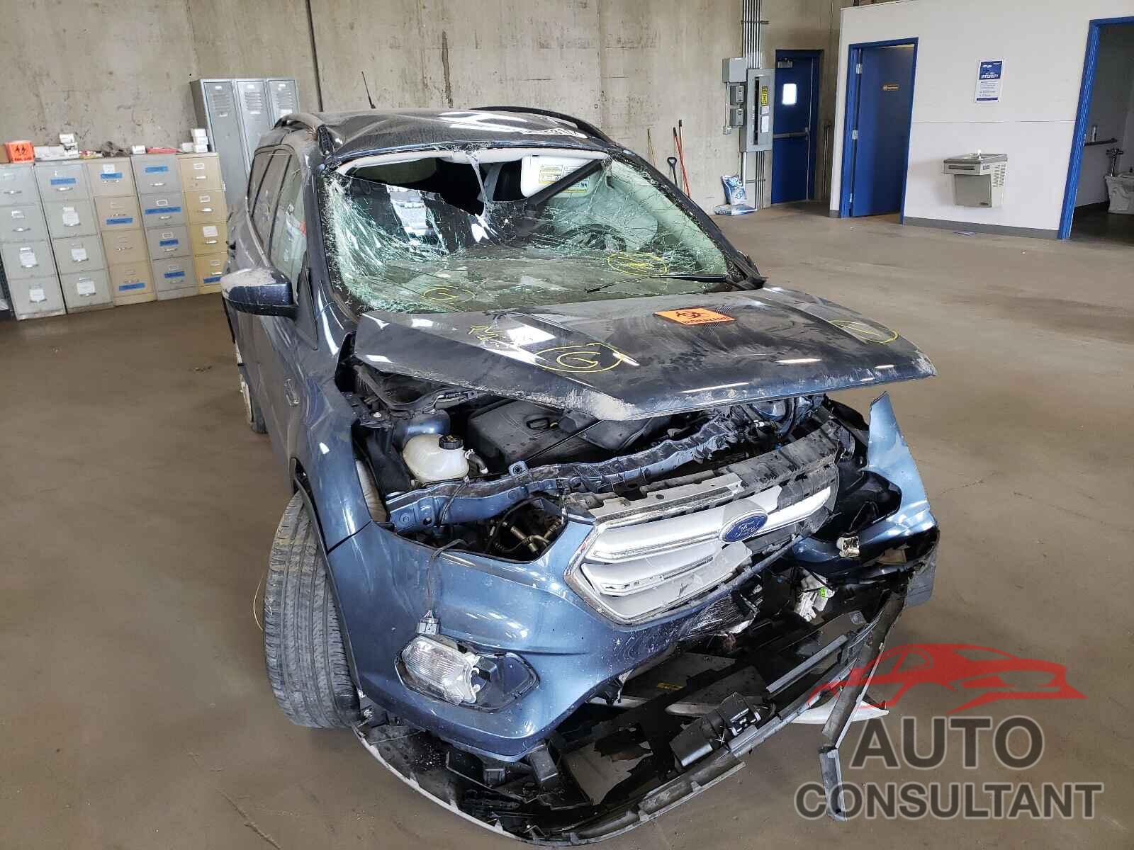 FORD ESCAPE 2018 - 1FMCU9HD4JUC08434
