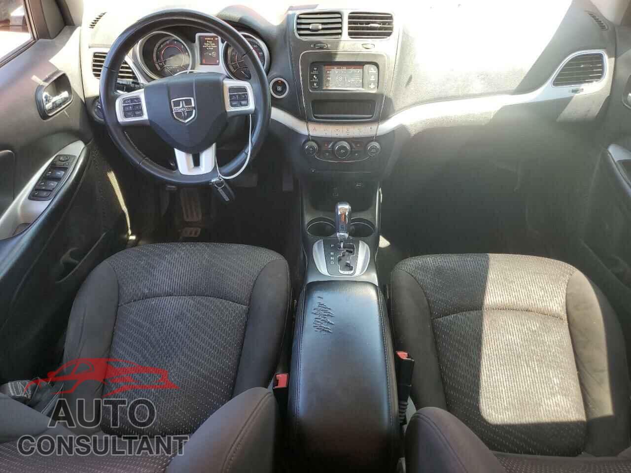 DODGE JOURNEY 2017 - 3C4PDCBBXHT670284