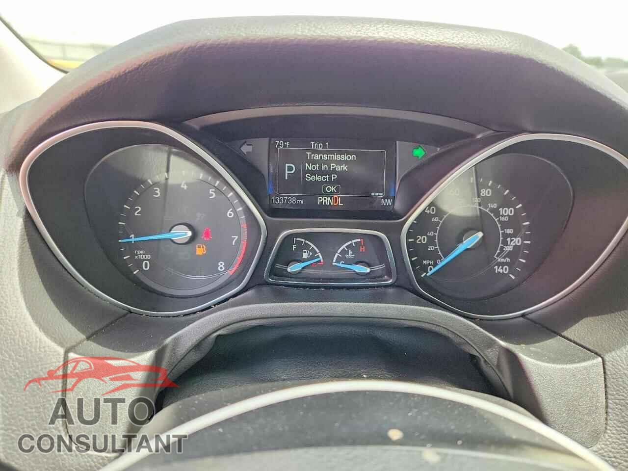 FORD FOCUS 2017 - 1FADP3F20HL229897